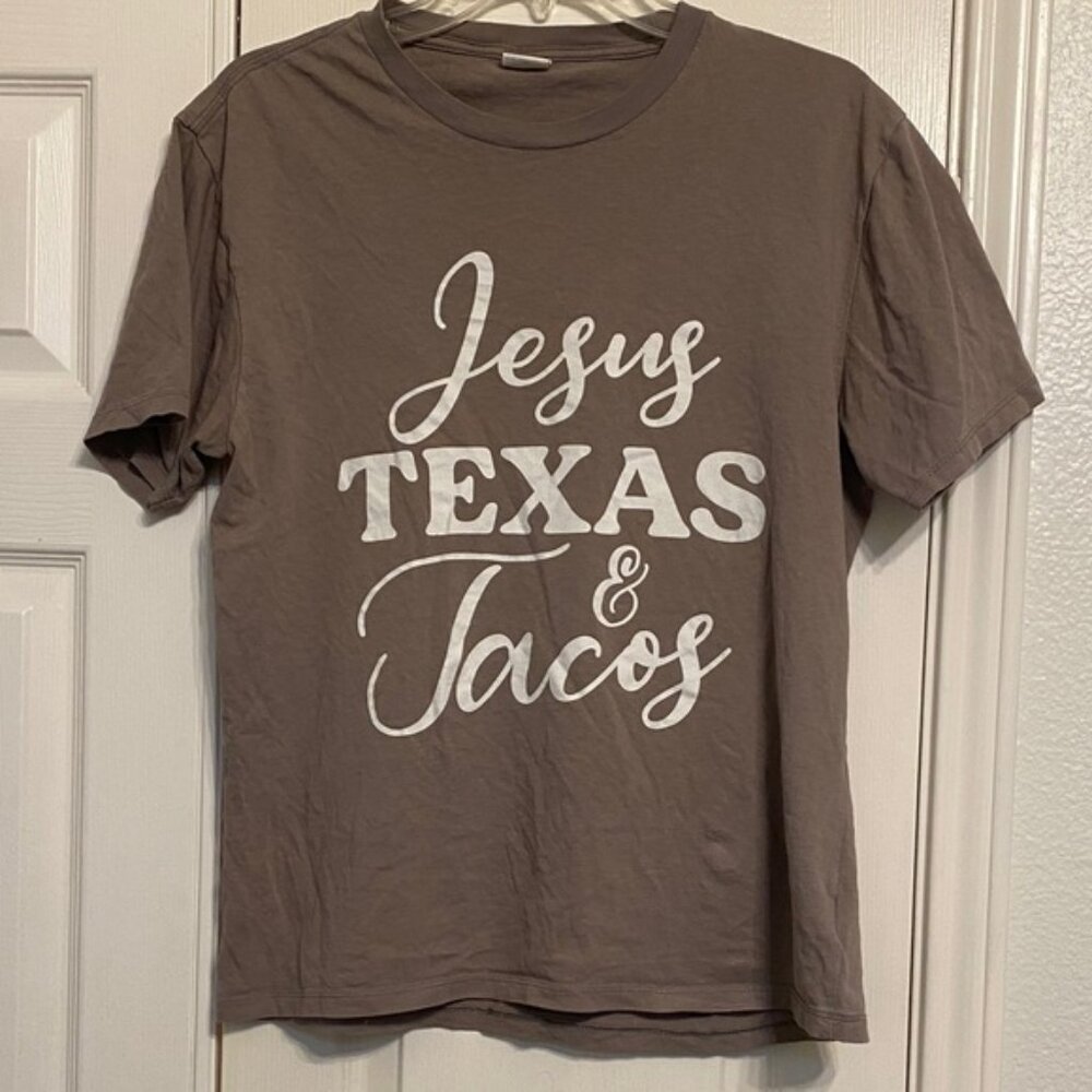 Brown Graphic Tee - Short Sleeve